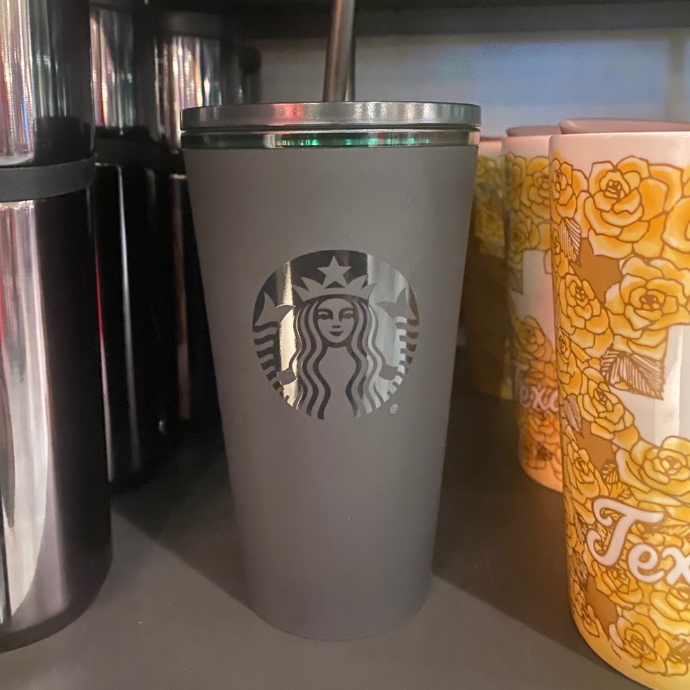 STARBUCKS MATTE BLACK CUP!🖤